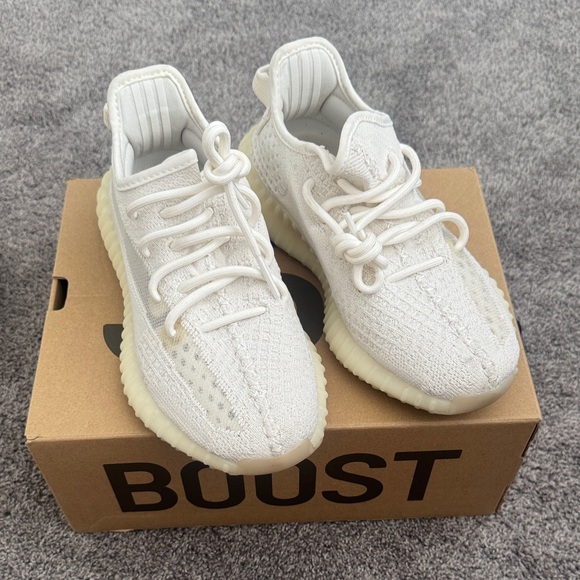 Adidas Yeezy Boost 350 V2 in White - Picture 1 of 4